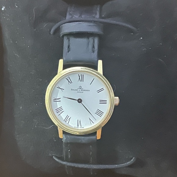 COPY - Baume Mercier Classima Ladies 18K Yellow Gold Quartz Watch MV045089 - Picture 9 of 11